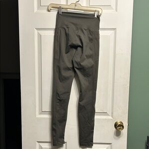 Ethos Olive High-Waisted Leggings with pockets (S-TALL)